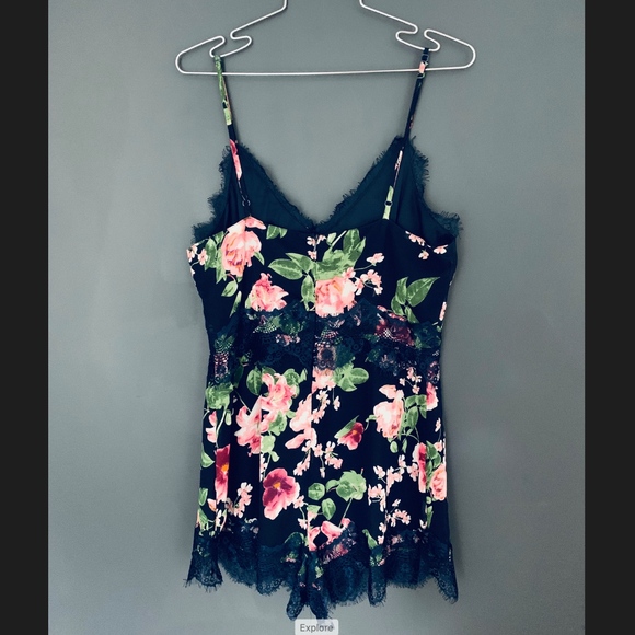 ROMPER - Picture 2 of 2